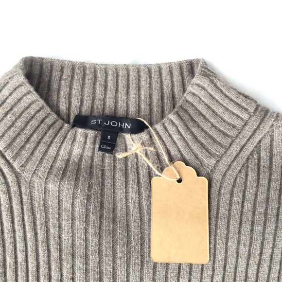 St. John Cashmere Sleeveless Sweater Vest - Picture 2 of 4